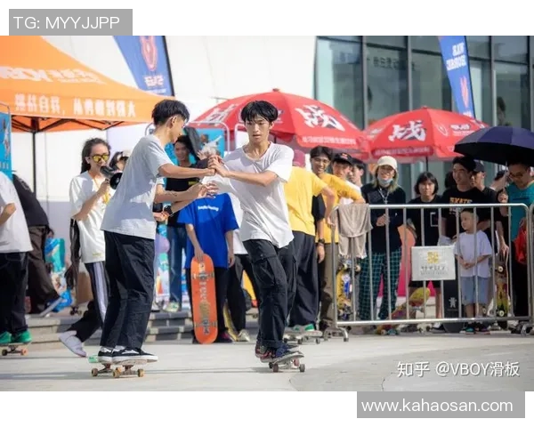 广州滑板队个人能力排名创新高展现年轻力量与团队精神 广州滑板队个人能力排名创新高展现年轻力量与团队精神